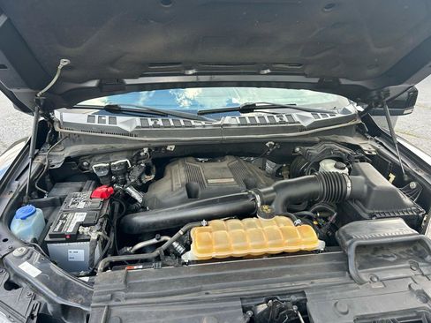 Used 2018 Ford F150 Raptor w/ Equipment Group 802A Luxury image 17