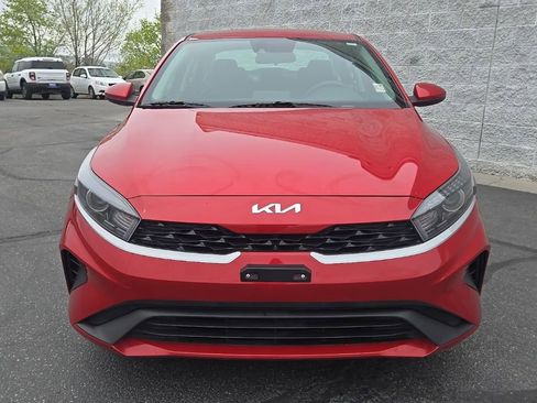 Used 2024 Kia Forte LXS FWD image 9