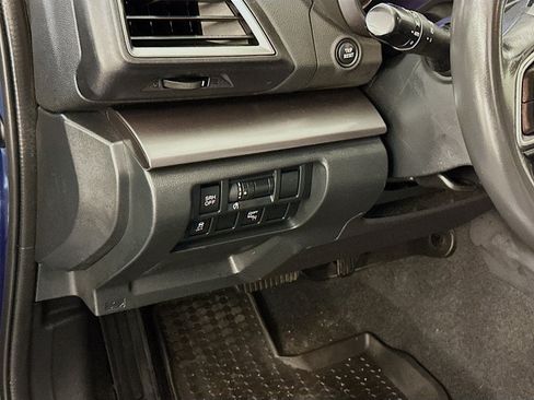 Used 2019 Subaru Crosstrek 2.0i Limited AWD/4WD image 17