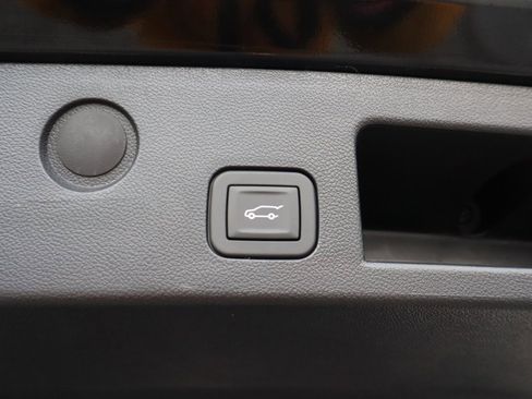 New 2026 Chevrolet Equinox LT w/ Convenience Package II image 23