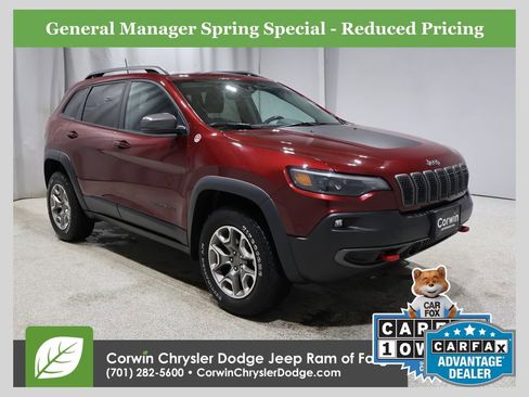 Used 2021 Jeep Cherokee Trailhawk image 1