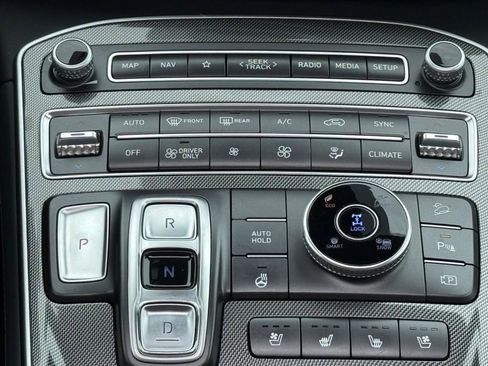 Used 2023 Hyundai Santa Fe Limited w/ Cargo Package AWD/4WD image 13