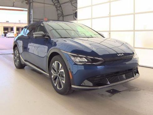 Used 2024 Kia EV6 Wind w/ Wind Technology Package AWD/4WD image 2