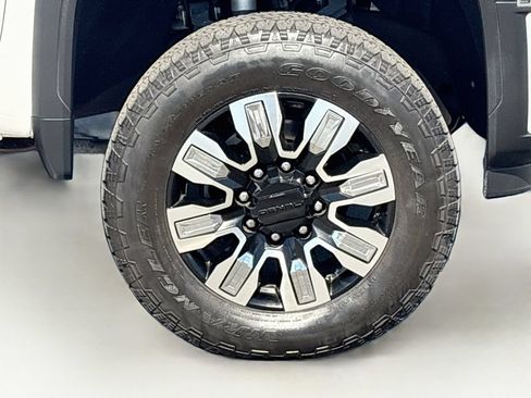 Used 2025 GMC Sierra 3500 Denali w/ Denali Reserve Package AWD/4WD image 32