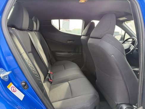 Used 2018 Toyota C-HR XLE image 15