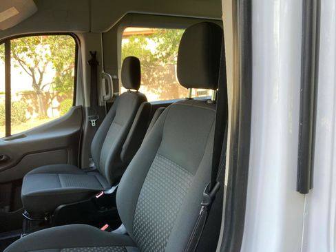 Used 2023 Ford Transit 350 XLT RWD image 29