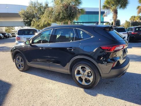Used 2025 Ford Escape ST-Line Select image 10