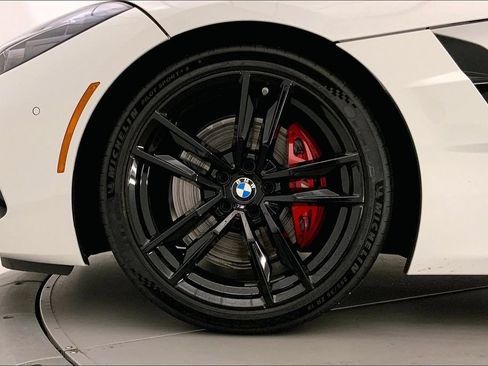 Used 2023 BMW Z4 M40i w/ Premium Package RWD image 8