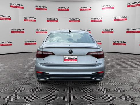Used 2024 Volkswagen Jetta S FWD image 6