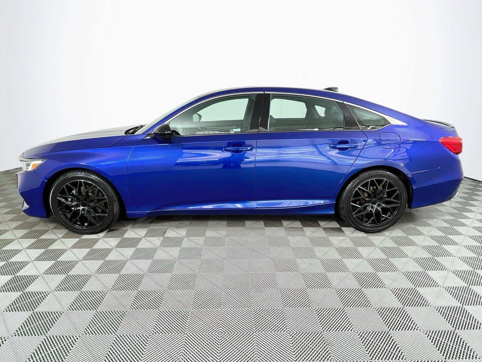 Used 2021 Honda Accord Sport image 4