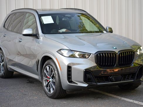 Used 2024 BMW X5 xDrive50e w/ M Sport Package AWD/4WD image 59