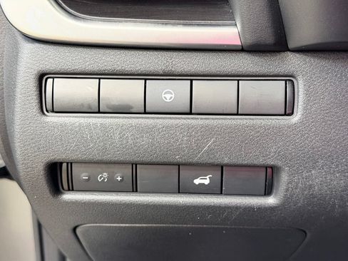 Used 2021 Nissan Rogue SL AWD/4WD image 39