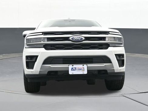 Used 2023 Ford Expedition XLT image 55