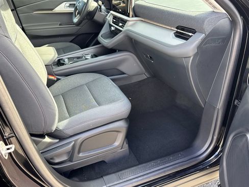 New 2026 Ford Explorer Active RWD image 14