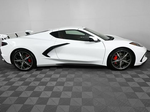 Used 2022 Chevrolet Corvette Stingray Premium Cpe w/ Z51 Performance Package image 20