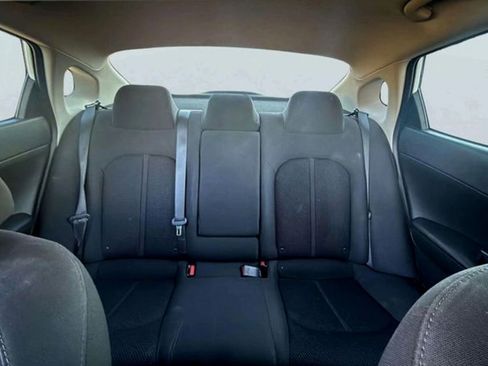 Used 2019 Kia Optima LX image 15