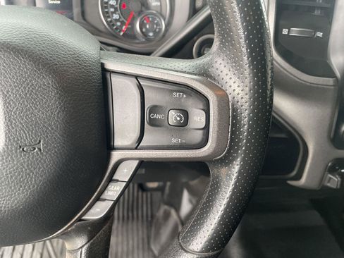 Used 2024 RAM 2500 Tradesman w/ Chrome Appearance Group AWD/4WD image 18