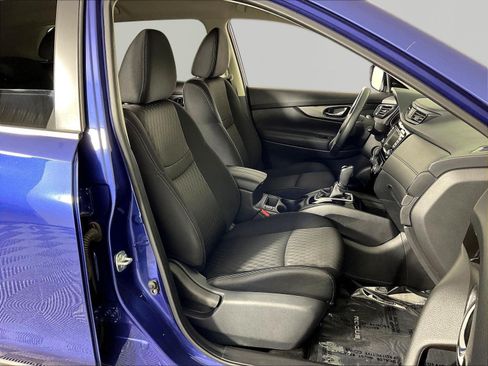 Used 2018 Nissan Rogue SV w/ Premium Package AWD/4WD image 28