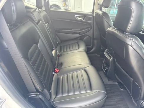 Used 2020 Ford Edge SEL w/ Convenience Package FWD image 15