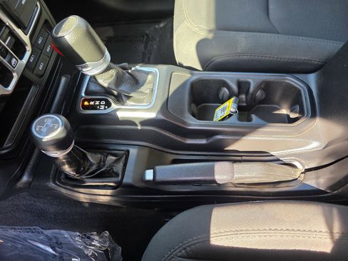 Certified 2023 Jeep Wrangler Unlimited image 15