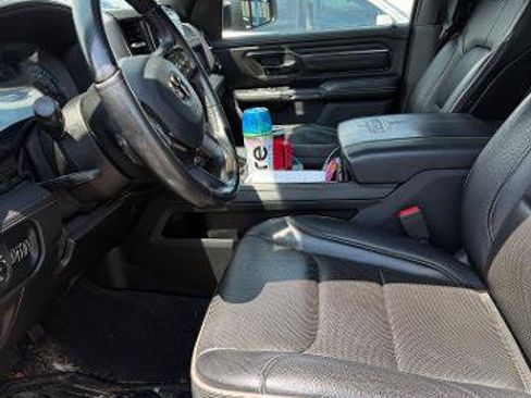 Used 2022 RAM 1500 Limited w/ Body Color Bumper Group AWD/4WD image 7