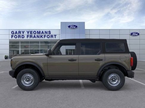 New 2026 Ford Bronco 4-Door AWD/4WD image 2
