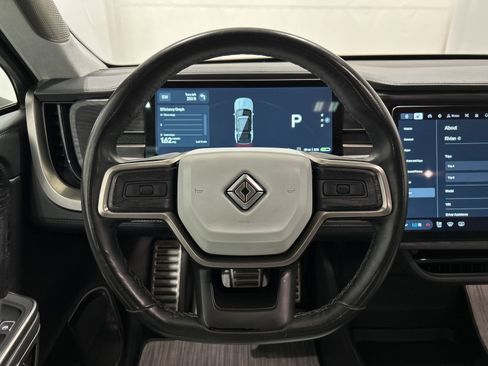Used 2024 Rivian R1S Adventure AWD/4WD image 28