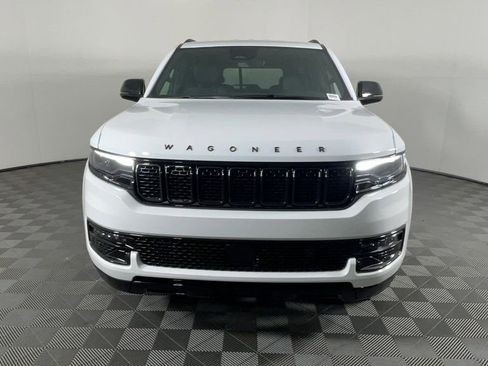 New 2025 Jeep Wagoneer L Series II image 9