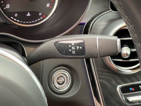 Certified 2022 Mercedes-Benz GLC 300 image 33