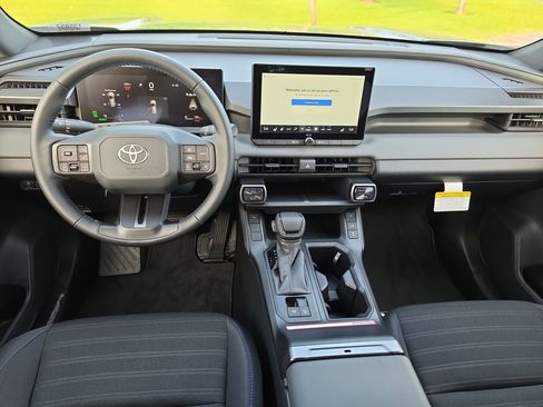 New 2026 Toyota RAV4 SE w/ Convenience Package AWD/4WD image 24