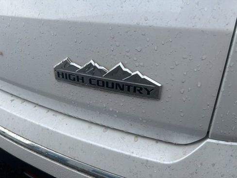 Used 2020 Chevrolet Traverse High Country w/ LPO, Floor Liner Package FWD image 5