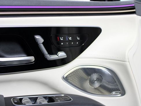 Used 2023 Mercedes-Benz EQS 450+ 4MATIC SUV image 9