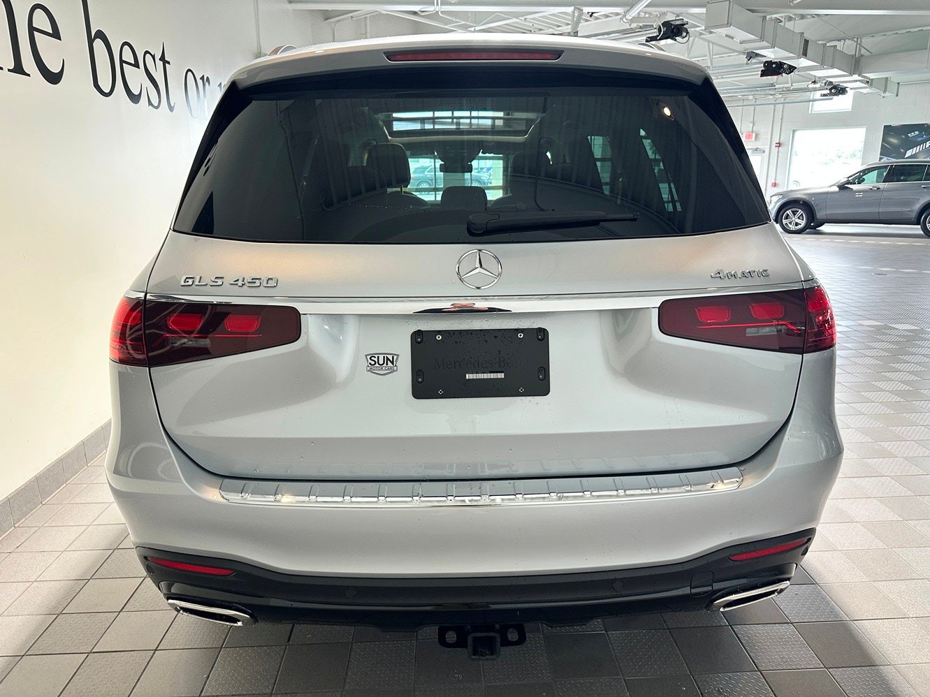 Used 2026 Mercedes-Benz GLS 450 4MATIC image 4