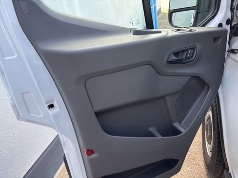 New 2026 Ford Transit 250 148 Medium Roof RWD image 12