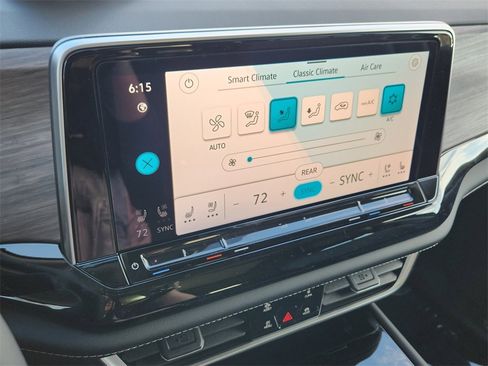 New 2026 Volkswagen Atlas SEL Premium R-Line image 9