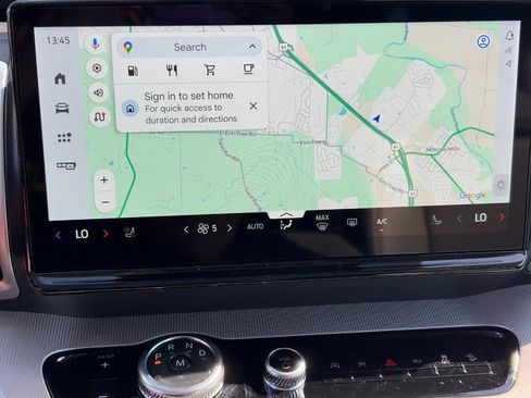 New 2025 Ford Expedition Active image 19