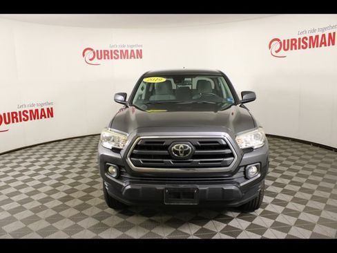 Used 2019 Toyota Tacoma SR5 AWD/4WD image 12