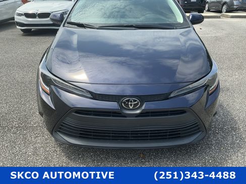 Used 2024 Toyota Corolla LE FWD image 8