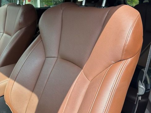 Used 2020 Subaru Ascent Touring w/ Popular Package #3 AWD/4WD image 5