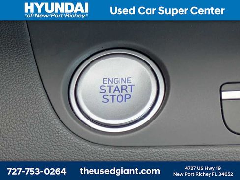Used 2023 Hyundai Elantra SEL w/ Convenience Package image 32