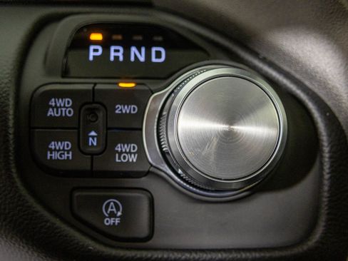 New 2026 RAM 1500 Laramie AWD/4WD image 32