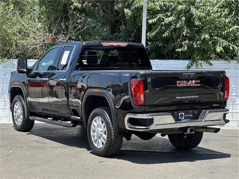 Used 2022 GMC Sierra 2500 SLT AWD/4WD image 3