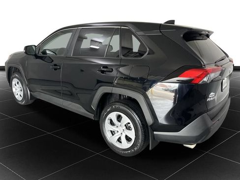 Used 2024 Toyota RAV4 LE AWD/4WD image 3