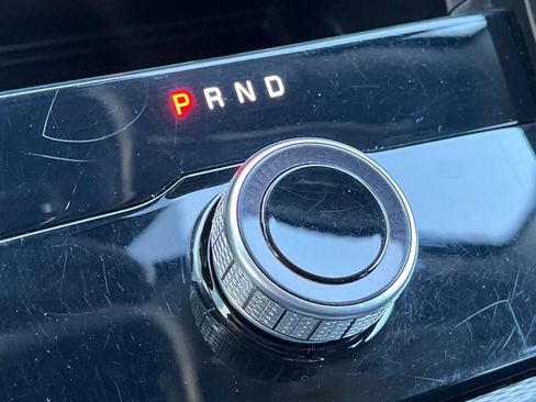 Used 2023 Jeep Grand Cherokee L Laredo image 19