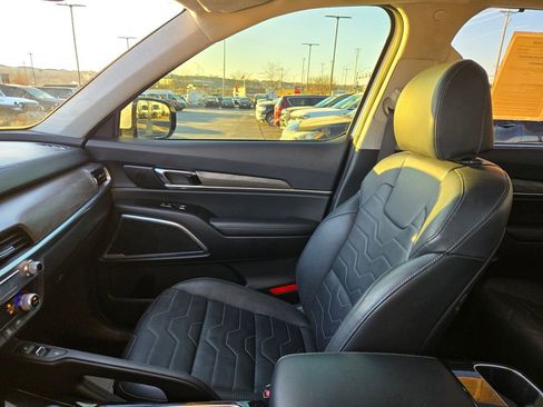 Used 2021 Kia Telluride SX w/ SX Prestige Package image 25