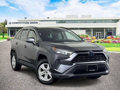 Used 2019 Toyota RAV4 LE w/ Carpet Mat Package