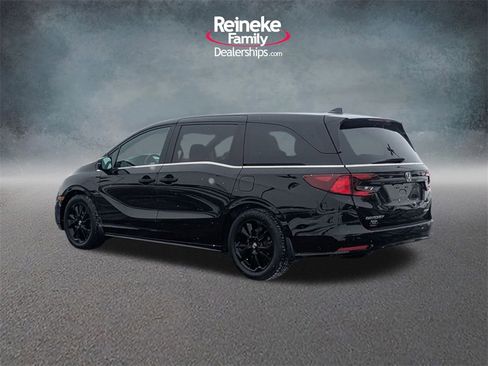 Used 2024 Honda Odyssey Sport image 8