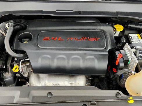 Used 2022 Jeep Compass Trailhawk AWD/4WD image 26