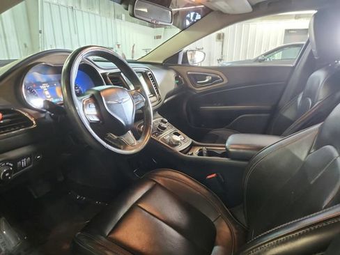 Used 2016 Chrysler 200 C w/ Premium Group FWD image 7