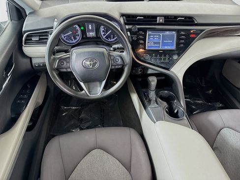 Used 2020 Toyota Camry LE w/ Convenience Package image 26